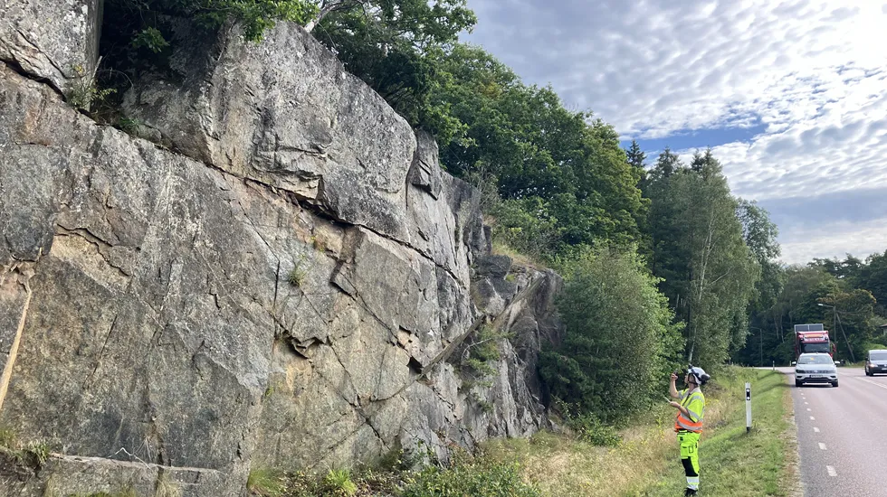 Kajsa tittar på berg 2024 (5)